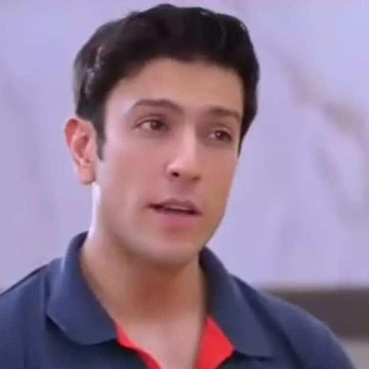 नया शख्स बना सवि का मसीहा
