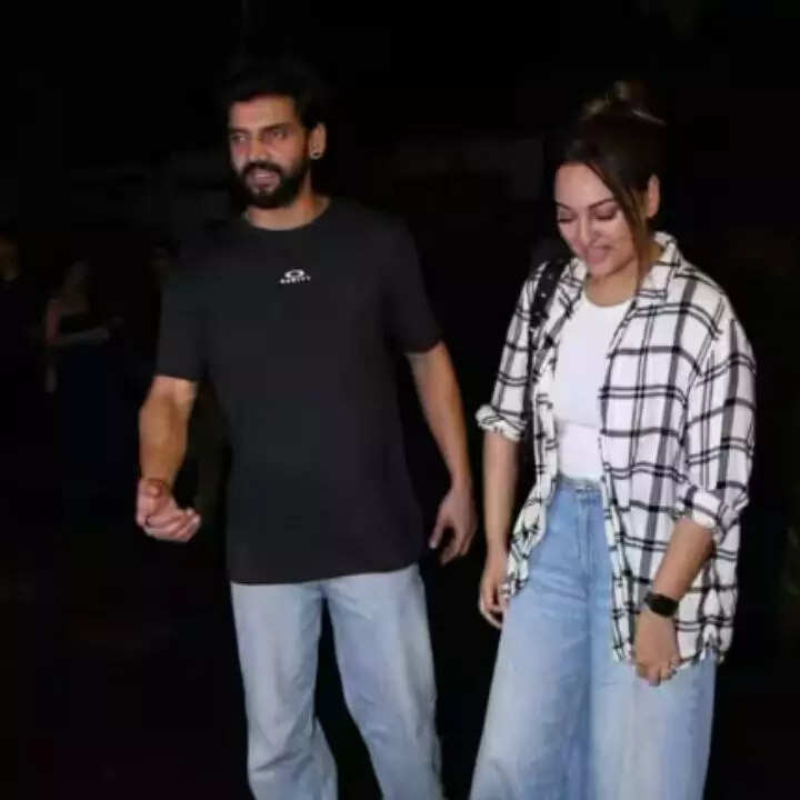 सोशल मीडिया पर ट्रोल हुईं सोनाक्षी