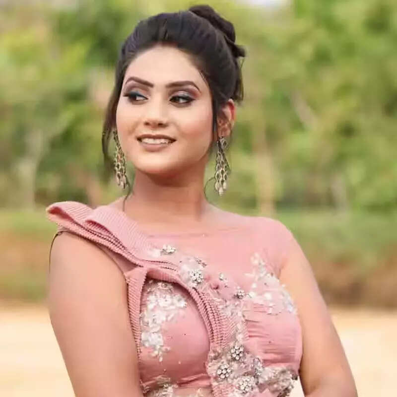 ​शिवानी कुमारी (Shivani Kumari)