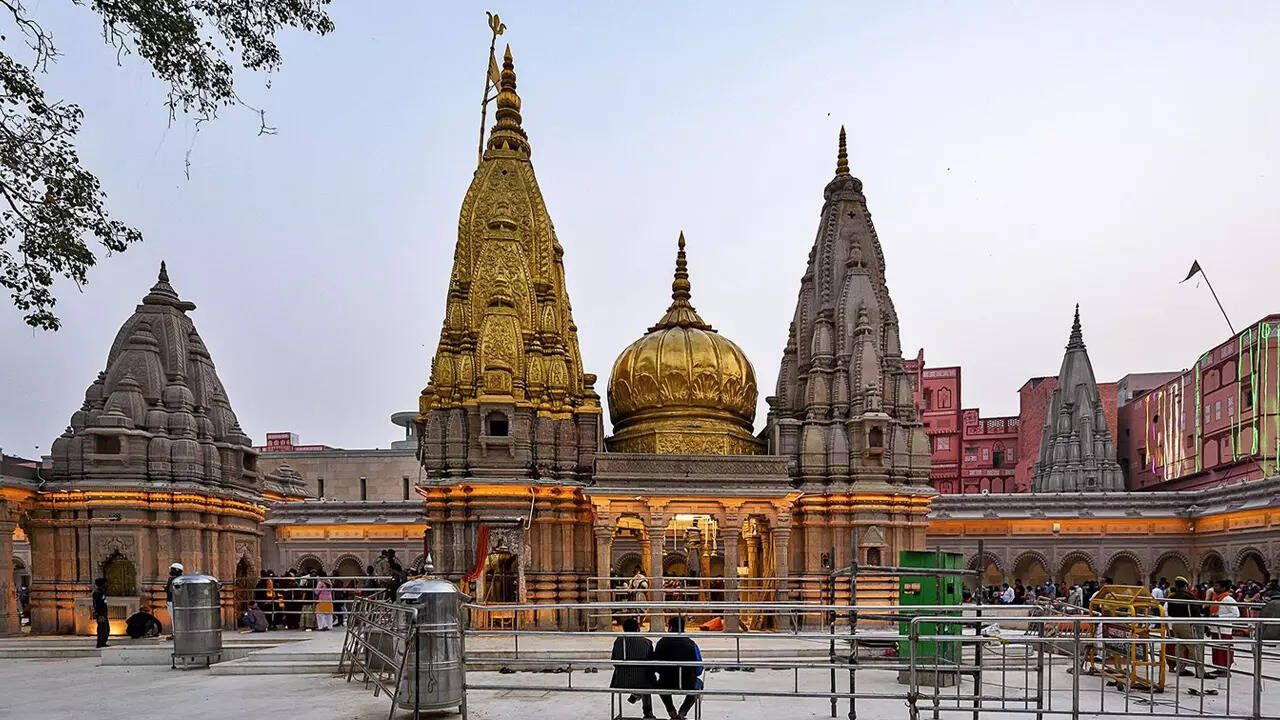 मंदिरों में दर्शन