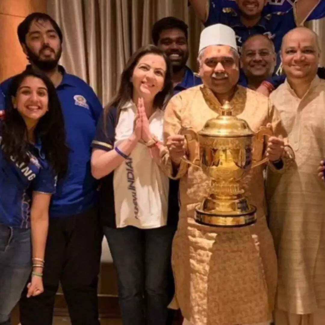 अंबानी परिवार की हर खुशी में होते हैं शामिल