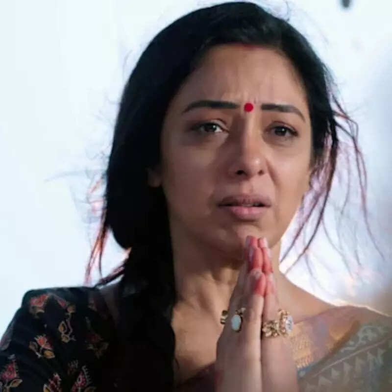 अनुज से दूर होकर आंसू बहाएगी अनुपमा