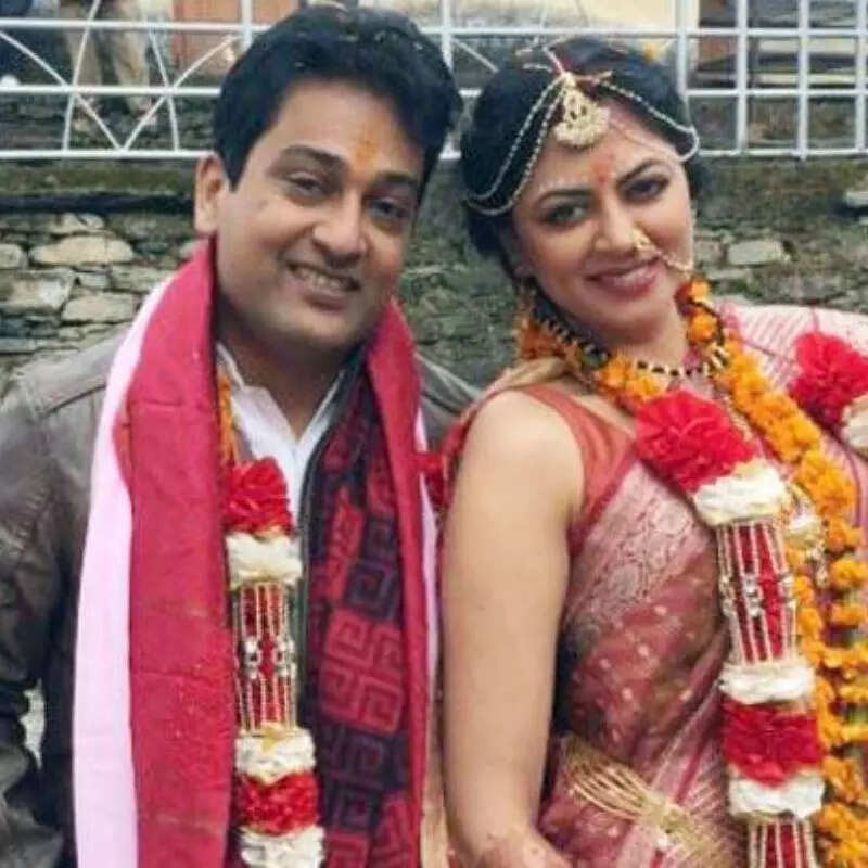 उत्तराखंड में आई बाढ़ में फंसी कविता कौशिक