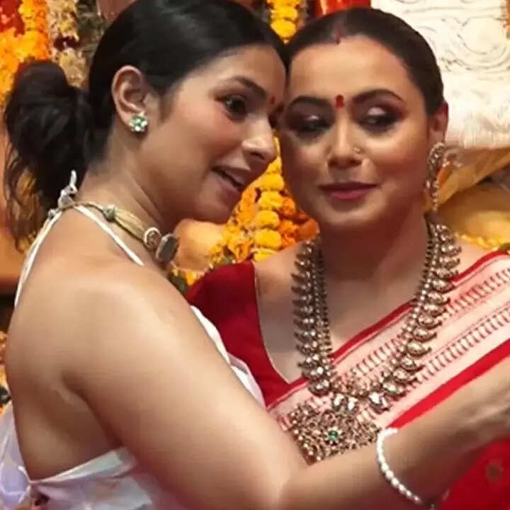तनीषा के क्लोज है रानी