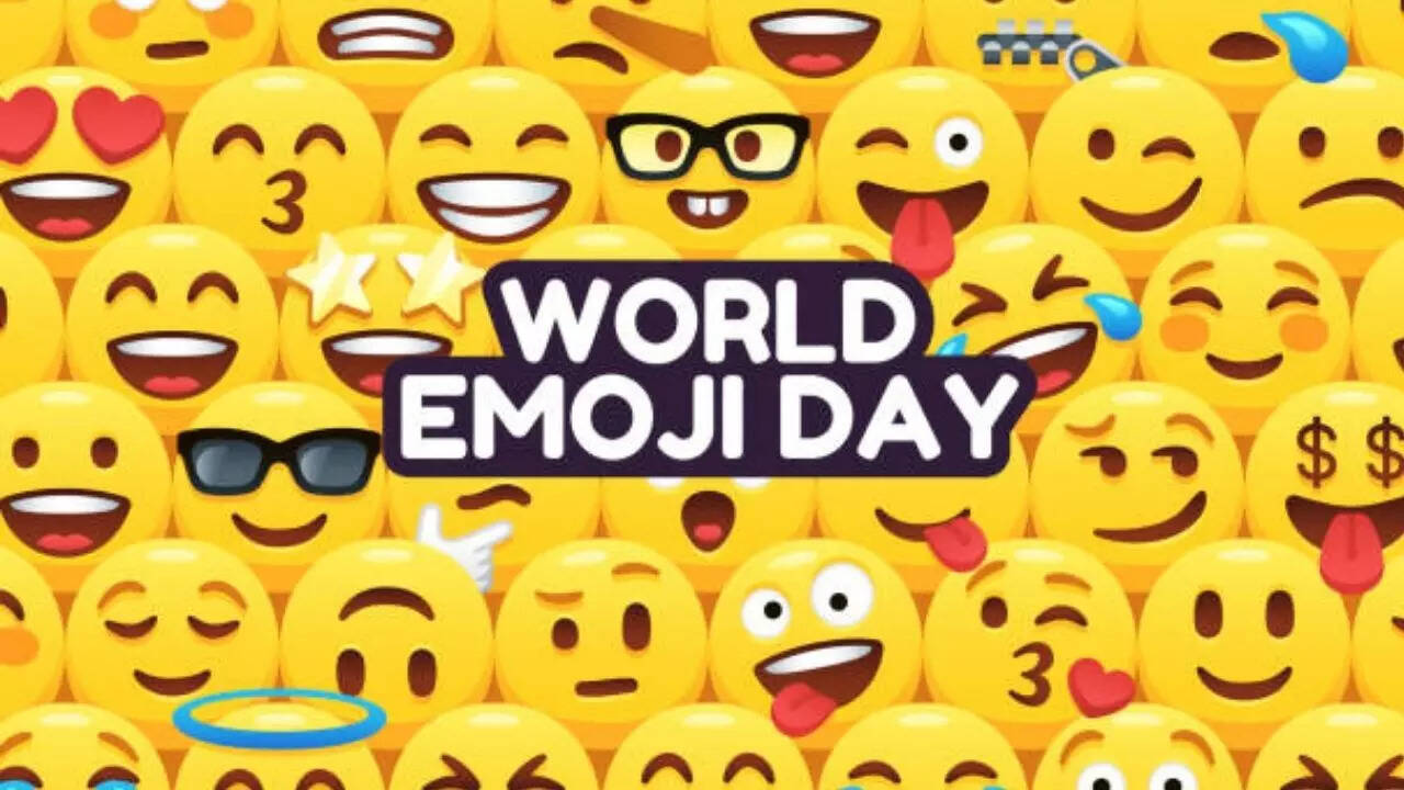 World Emoji Day 2024 देखने में आसान होता है पीला रंग