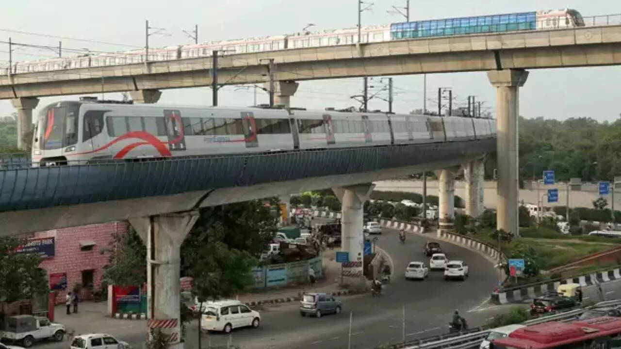 यहां किसने बनवाया कुआं