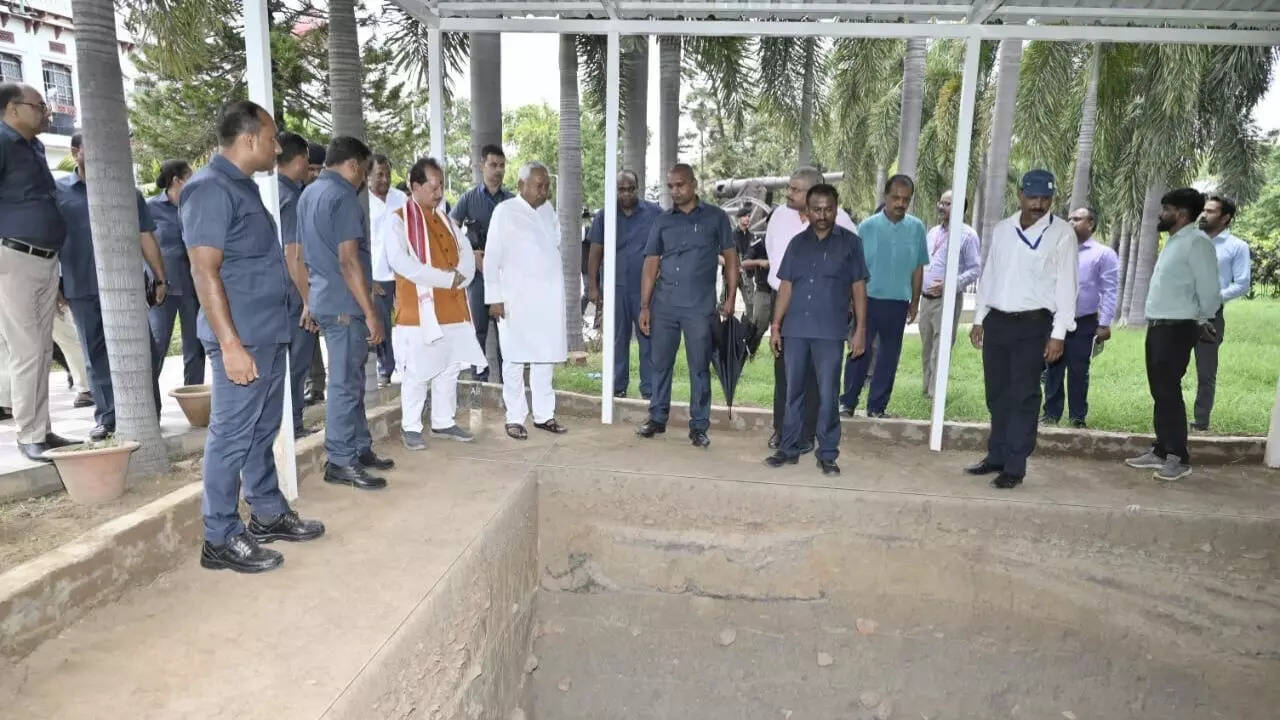सीएम ने अधिकारियों को दिए निर्देश