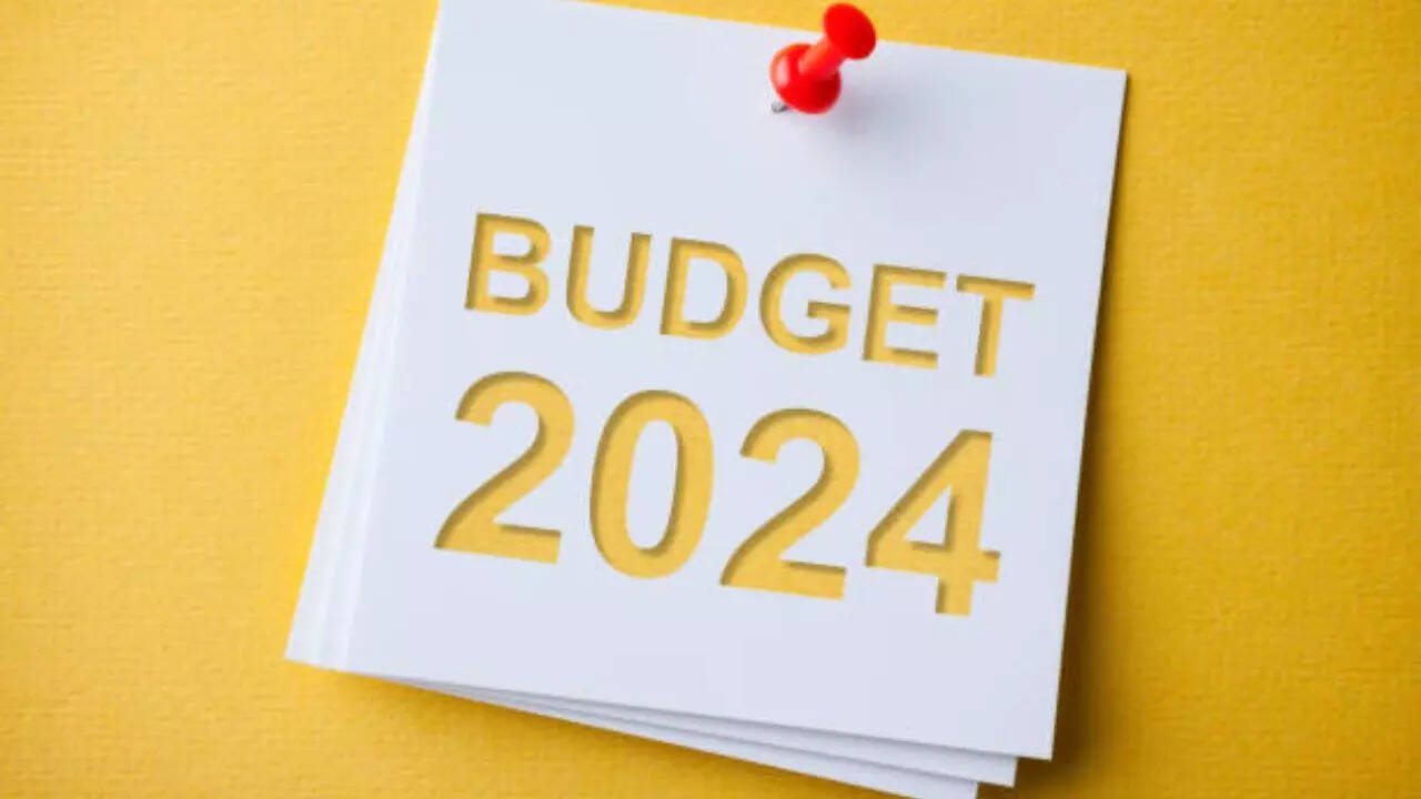 Budget 2024 क्या हेल्थ सेक्टर की पूरी होंगी उम्मीदें स्वास्थ्य सर्विस पर खर्च को GDP का 25 फीसदी करने की मांग