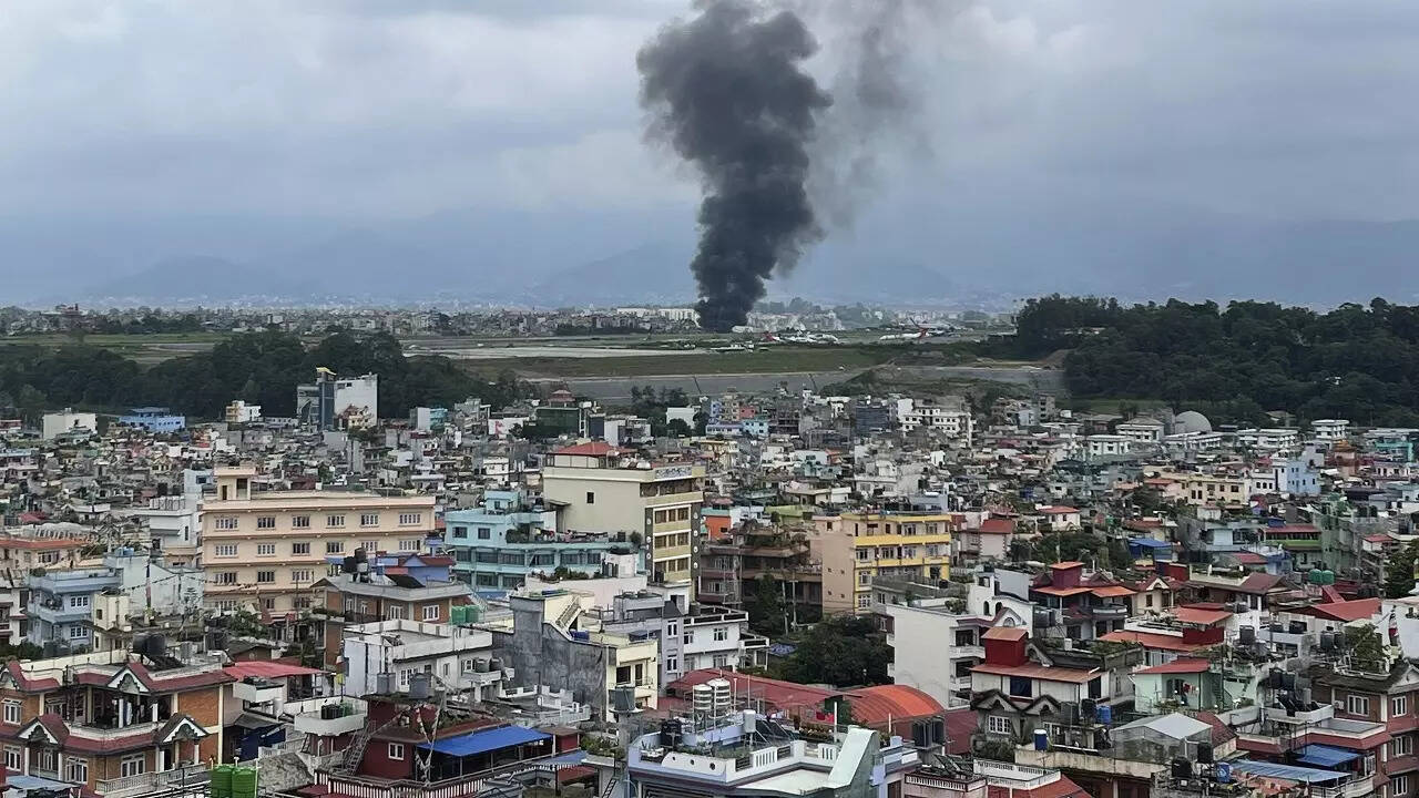 पोखरा के लिए उड़ान भरी थी​