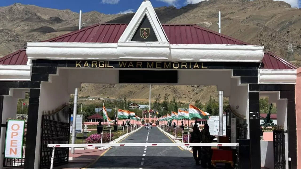 रिमेम्ब्रेंस हट