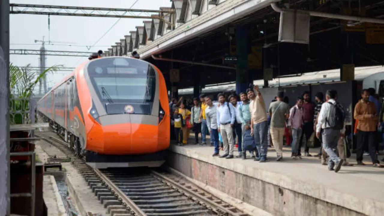 इस वर्ष 3500 से अधिक कोच के होंगे निर्माण