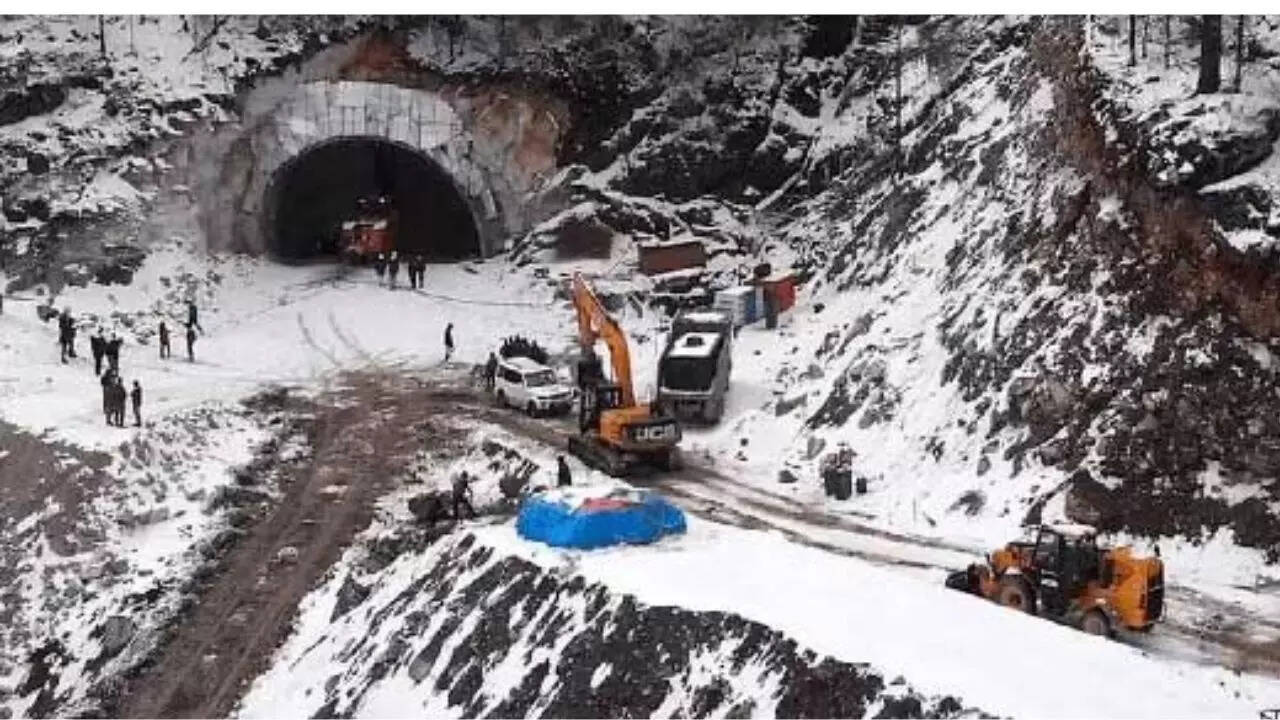 ​यह लद्दाख को तीसरा कनेक्टिविटी विकल्प प्रदान करता है​