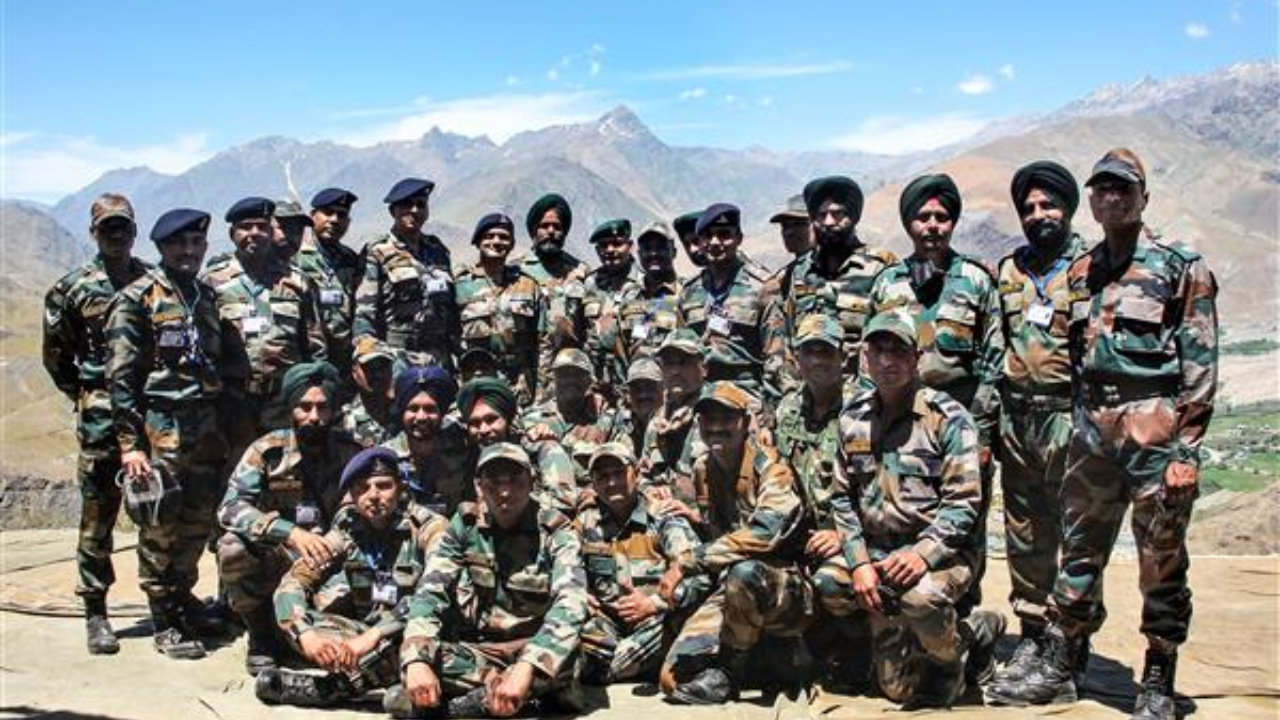भारतीय सेना का दम देख दुनिया भी हैरान