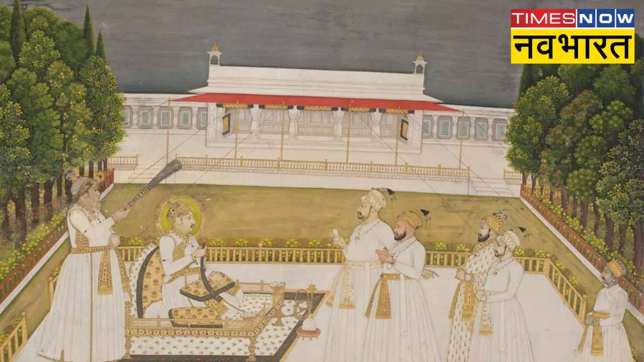 बादशाह जो पहनता था लड़कियों के कपड़े