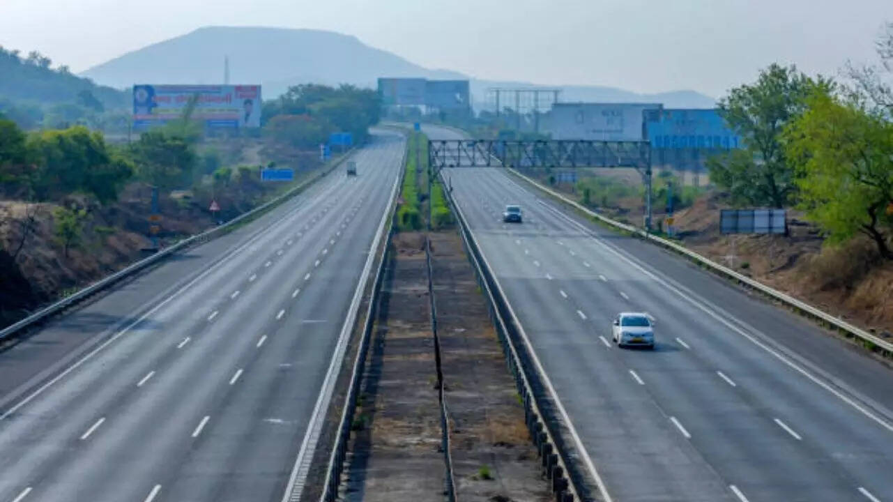 मुंबई नागपुर एक्सप्रेसवे की लंबाई