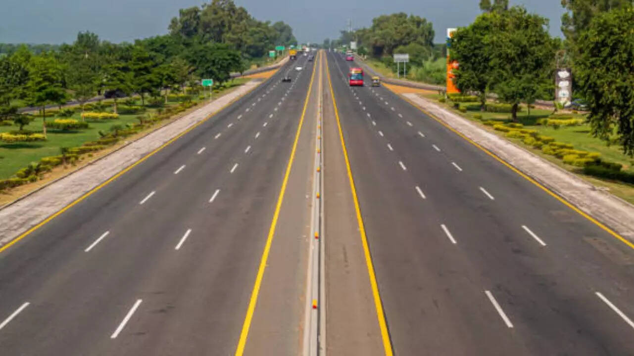 मुंबई-नागपुर की दूरी सिर्फ आठ घंटे रहेगी