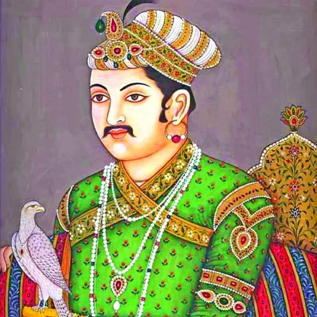 इस बीमारी के चलते तड़पकर हुई थी मुगल बादशाह अकबर की मौत, जानें कहां है उसकी  कब्र