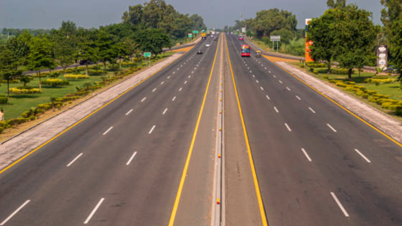​नोएडा-कानपुर एक्सप्रेसवे​