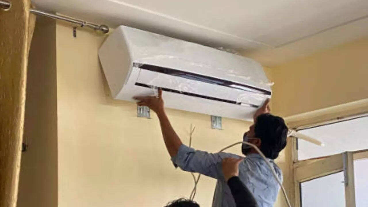 प्रोफेशनल मैकेनिक बुलाएं