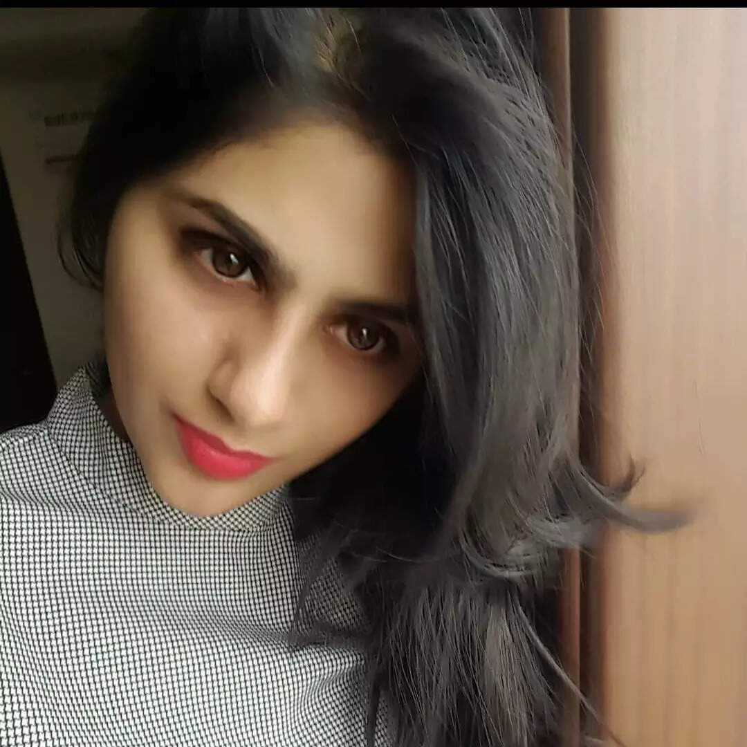 बनीं IPS