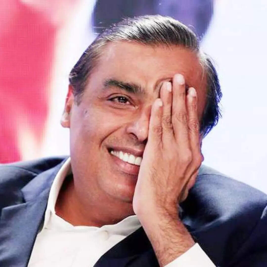मुकेश अंबानी बदल गए हैं