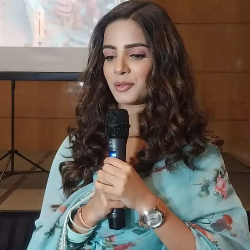 निक्की शर्मा Nikki Sharma