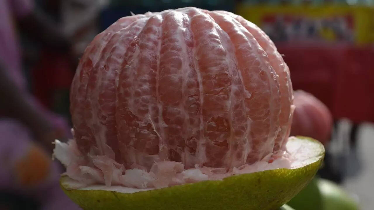 नाम है गागर नींबू