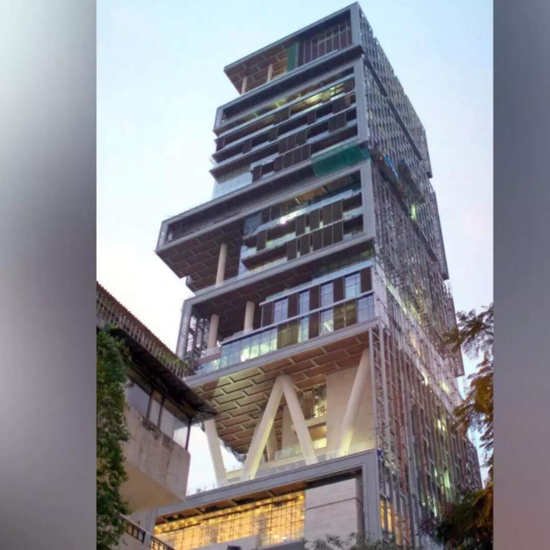 27 मंजिला एंटीलिया