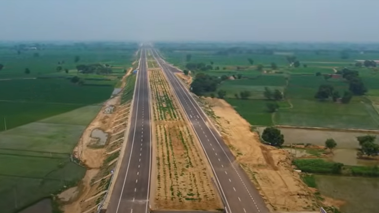 550 किमी लंबा एक्सप्रेसवे