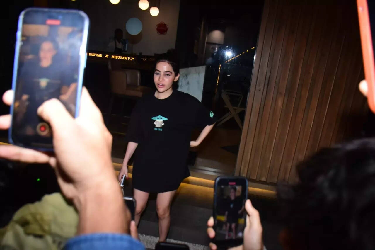 कैजुअल लुक में नजर आईं उर्फी जावेद