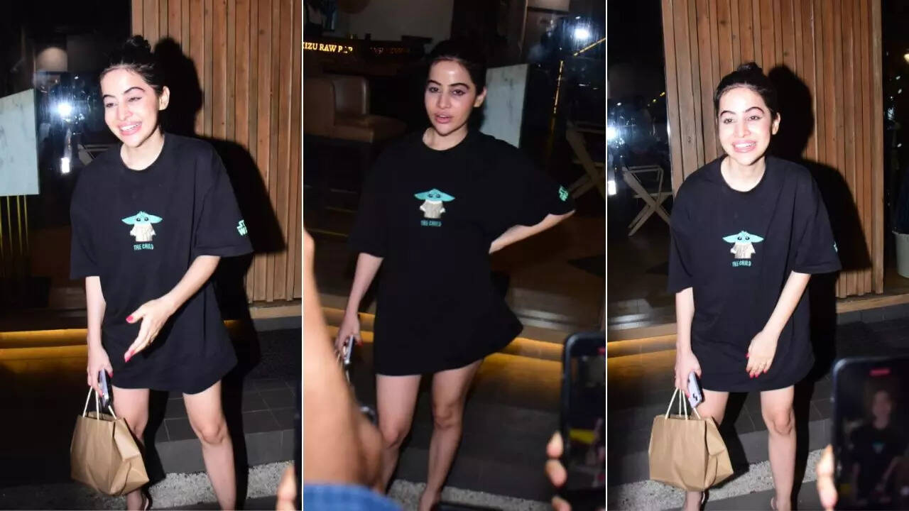 Urfi Javed की तस्वीरें सोशल मीडिया पर हुईं वायरल