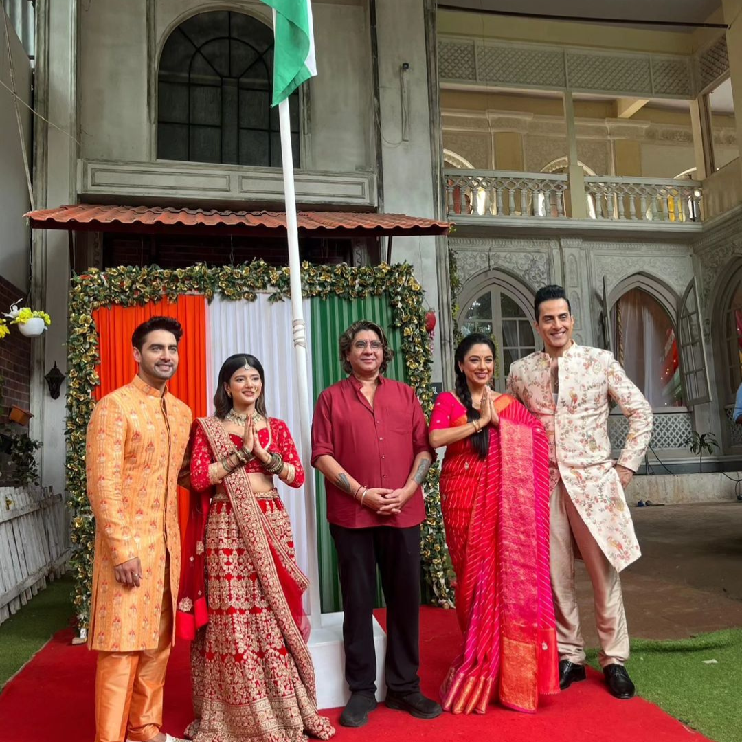 राजन शाही ने भी फहराया झंडा