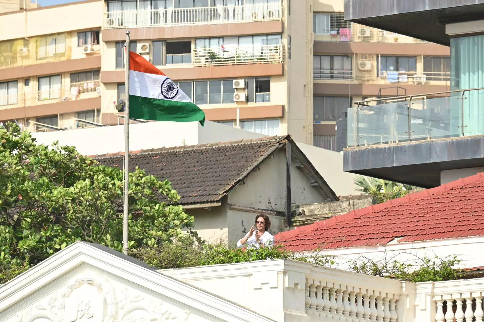 फोटो हुईं वायरल