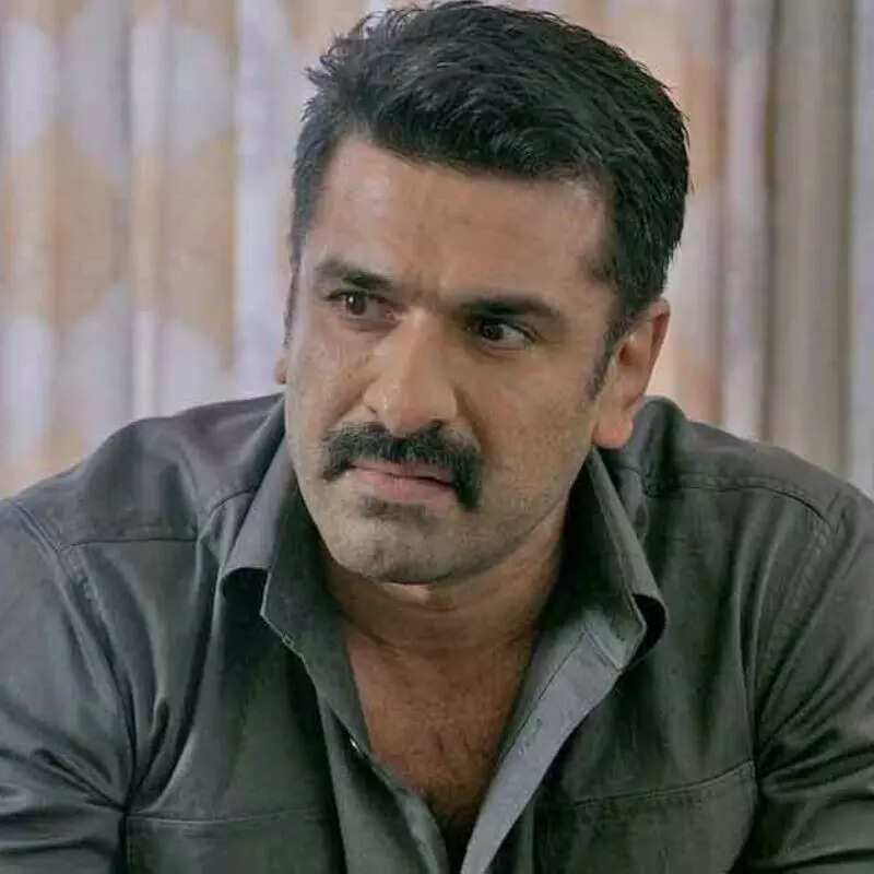 एजाज खान Eijaz Khan