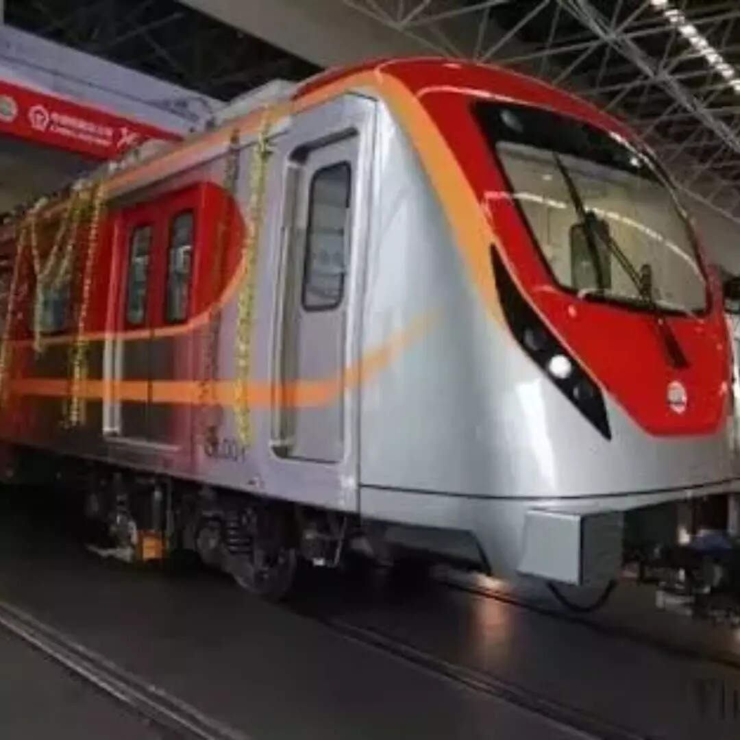 Pakistan Metro Is Driverless Check Fare And Other Details Here