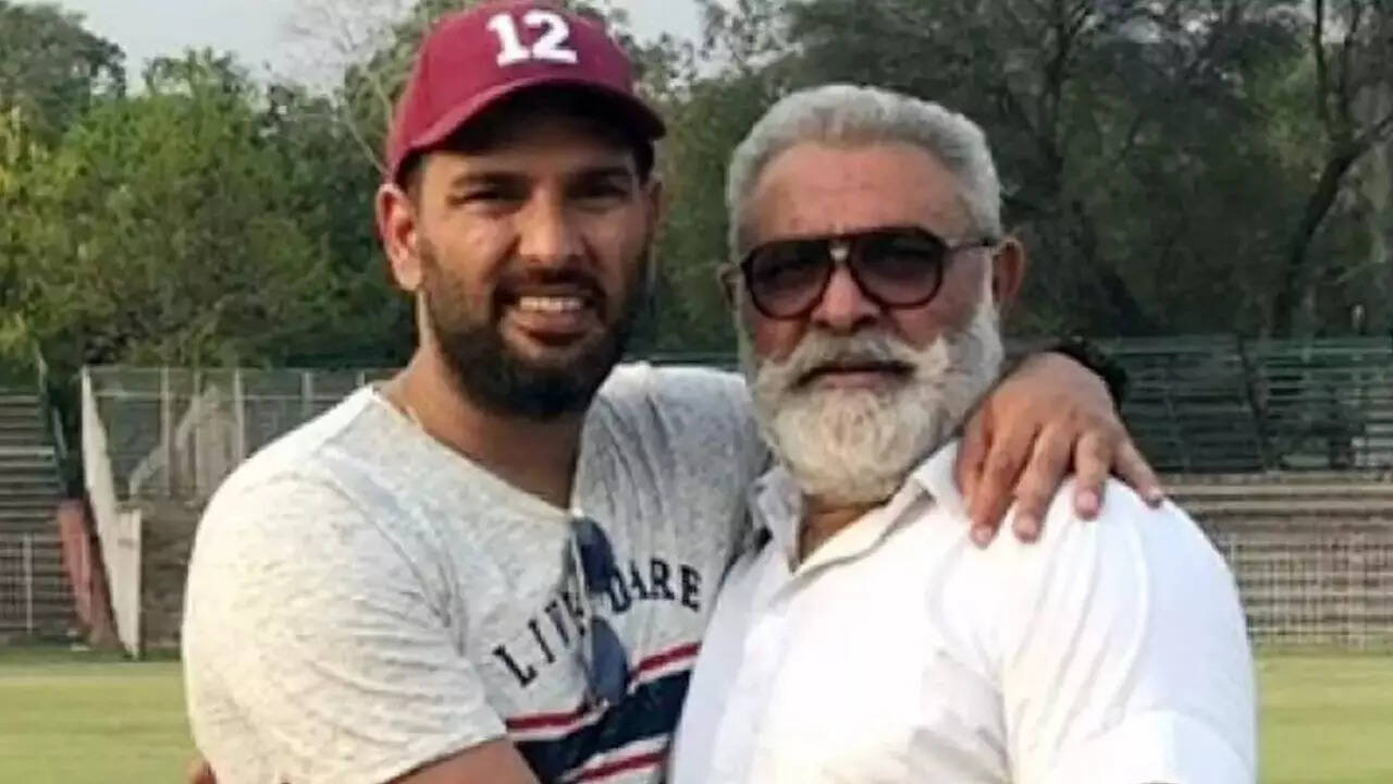 युवराज सिंह-योगराज सिंह