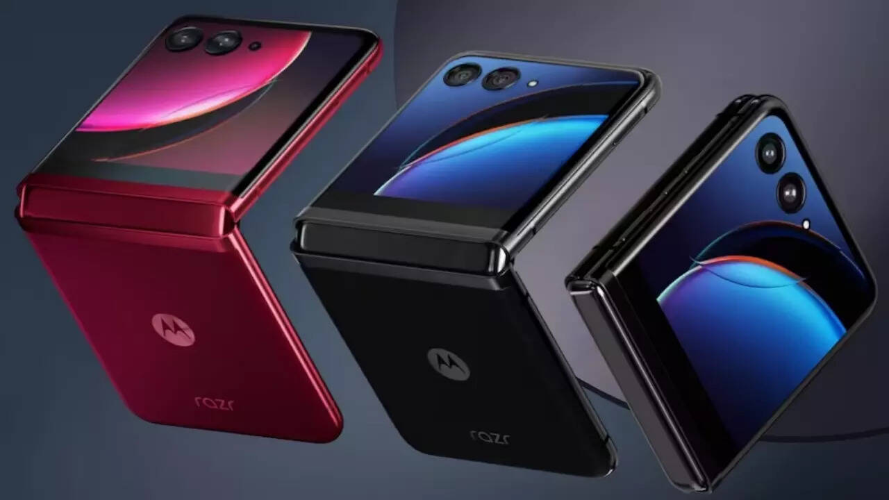 Motorola Razr 50​
