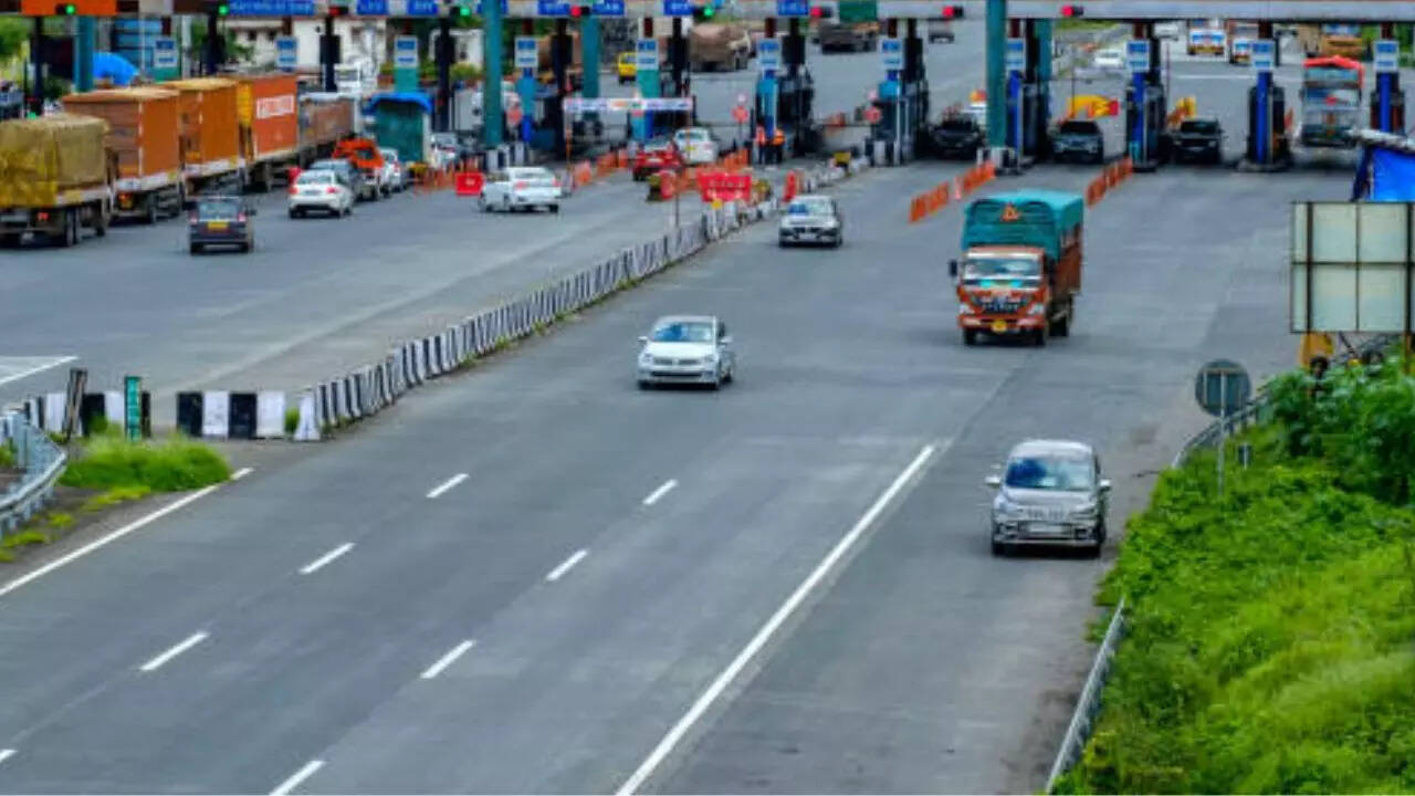 इस एक्सप्रेसवे से उद्योगों का विकास होगा