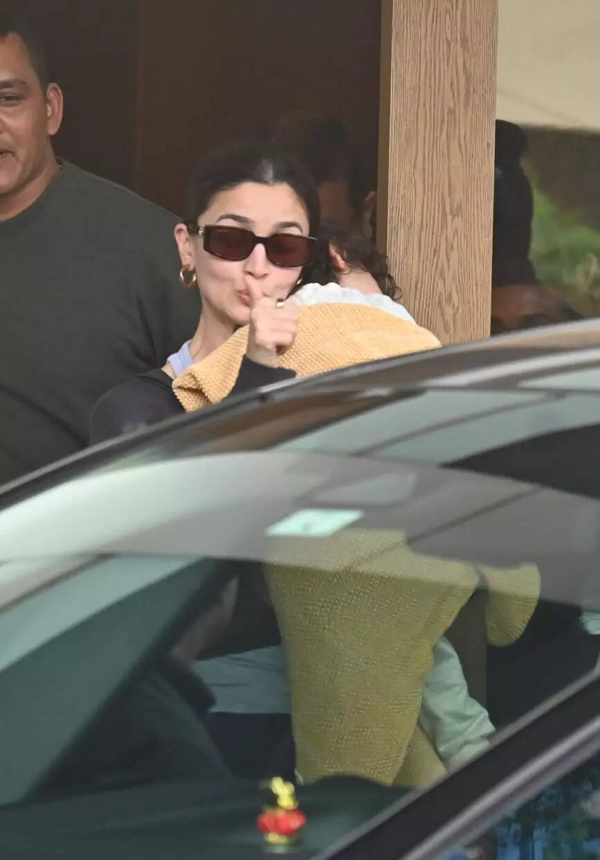 वायरल हुईं तस्वीरें