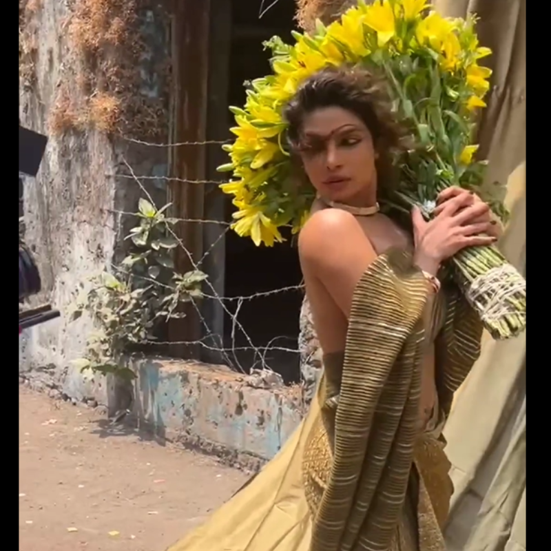 प्रियंका चोपड़ा ने आंखों से चलाया जादू