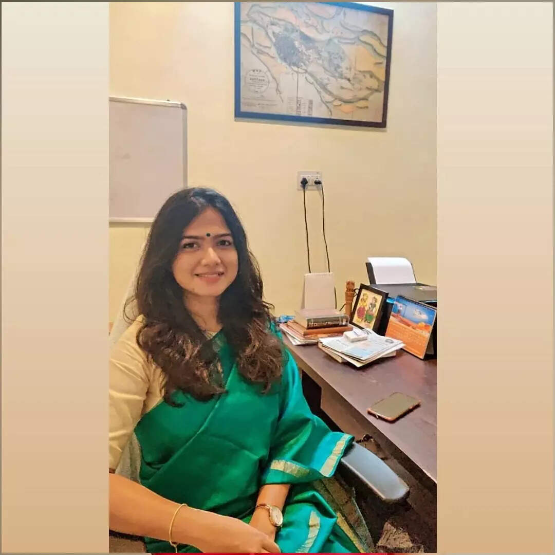 आईआईटी इंजीनियर हैं अनन्या
