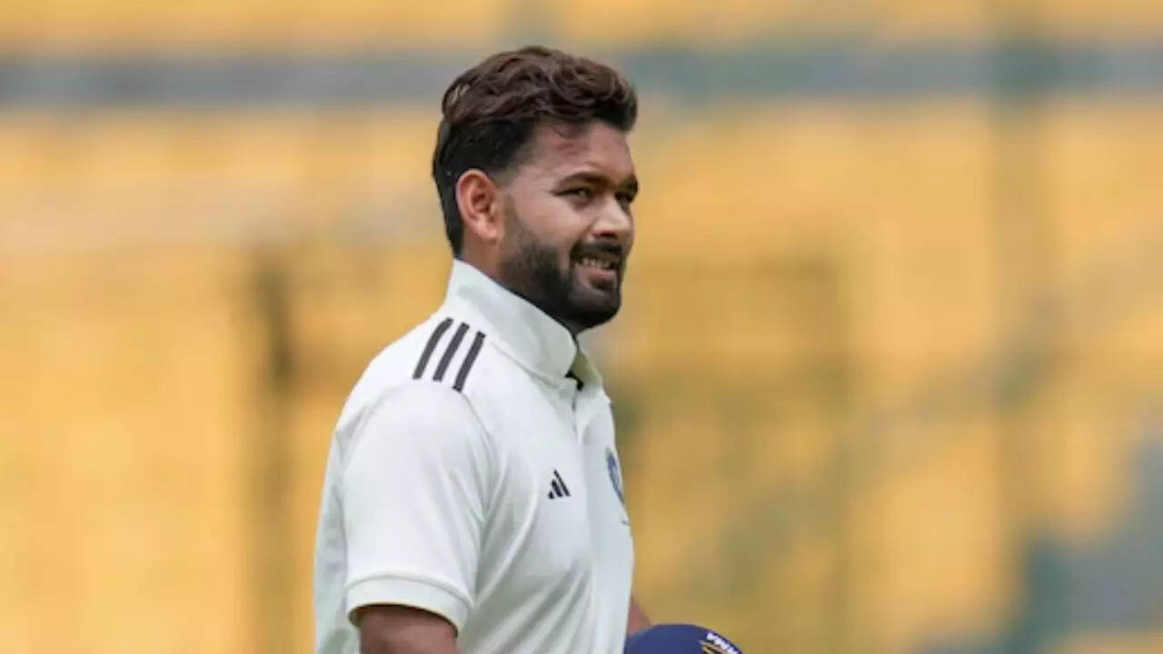 पंत की रेड बॉल में खराब वापसी