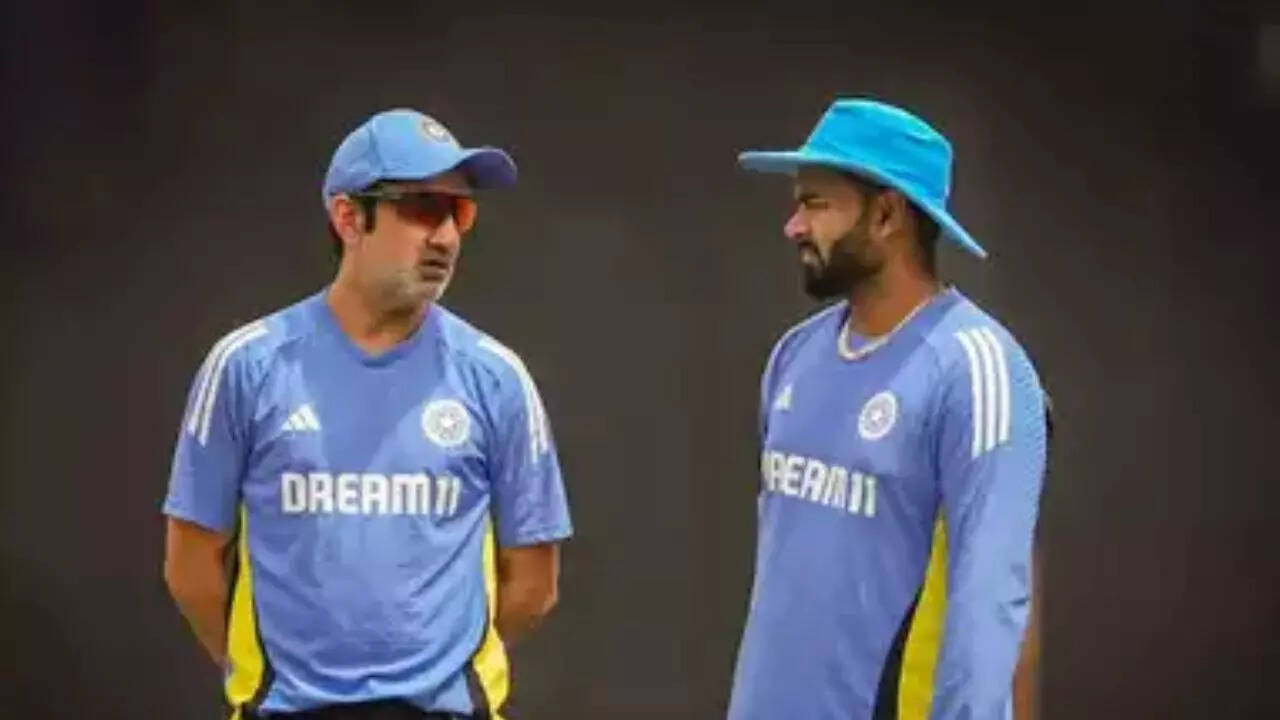 द्रविड़ से ऐसे अलग हैं गंभीर