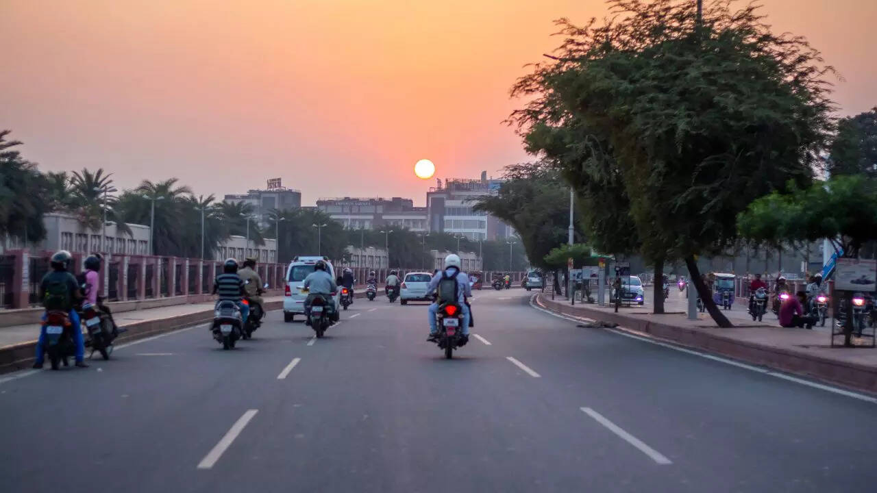 कानपुर लखनऊ एक्सप्रेसवे या अवध एक्सप्रेसवे का बजट