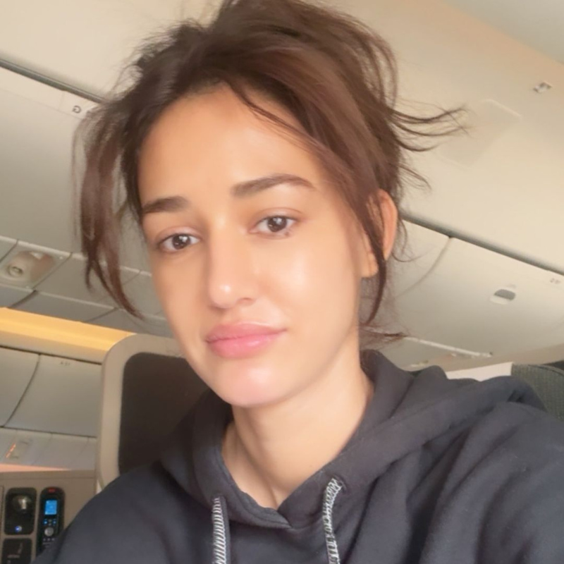 बिना मेकअफ के नजर आईं दिशा पाटनी