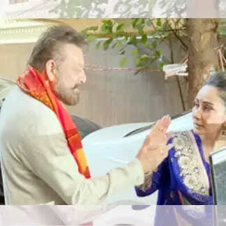 संजू बाबा ने की बात करने की कोशिश