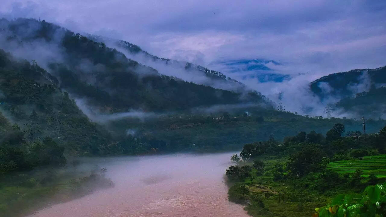 कहां तक जाती है गंगा