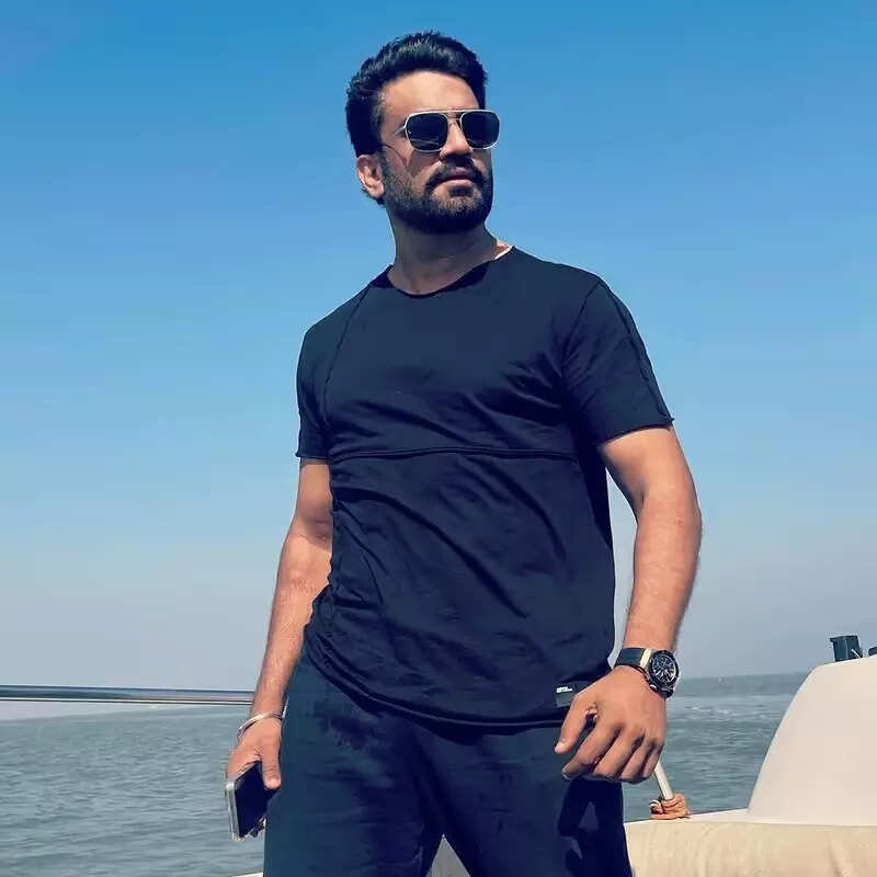 शरद केल्कर (Sharad Kelkar)