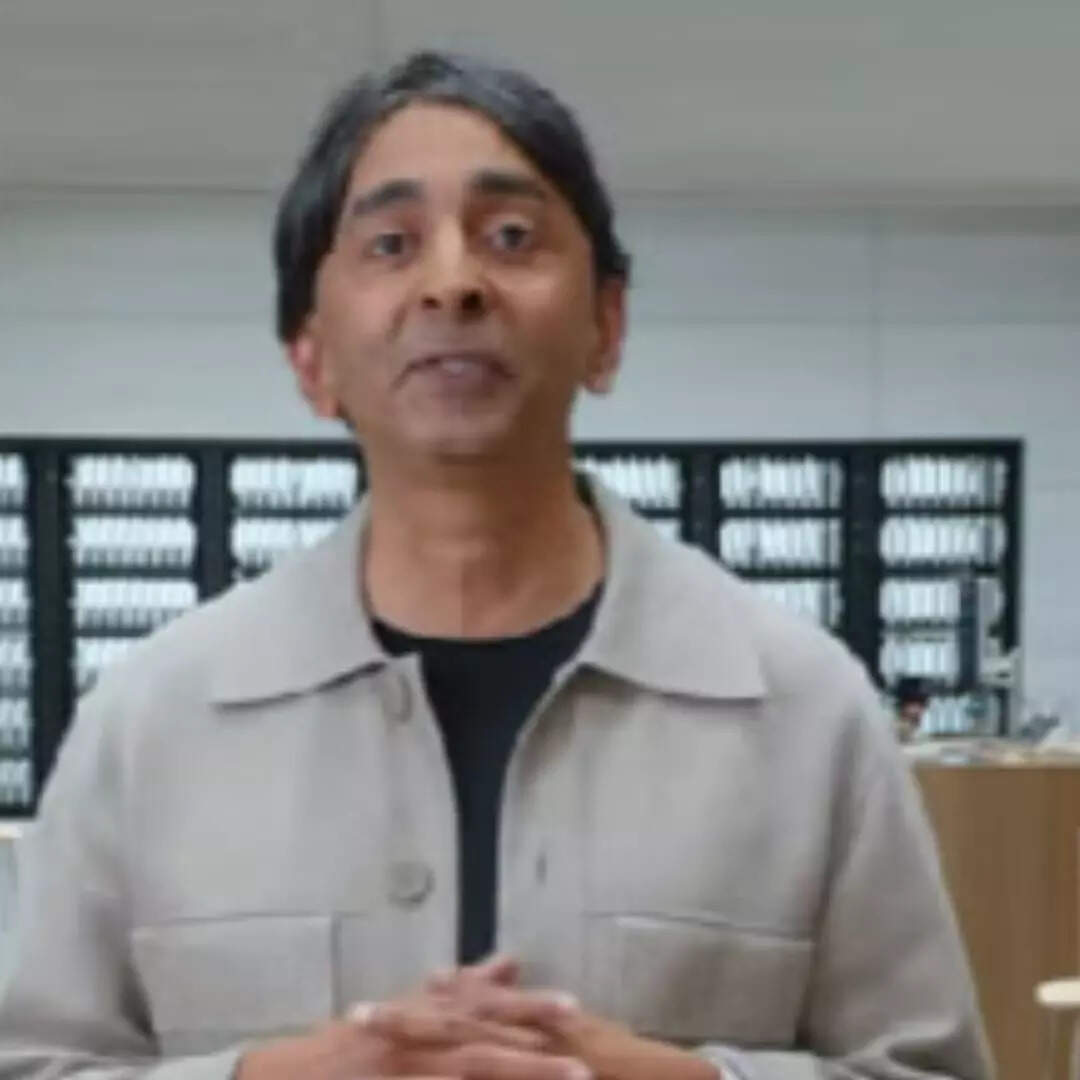 ​श्रीबालन संथानम