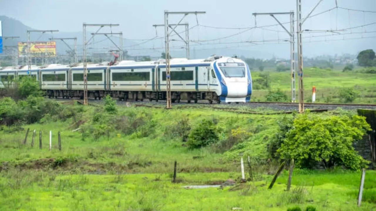 भारतीय रेल का बदला स्वरूप
